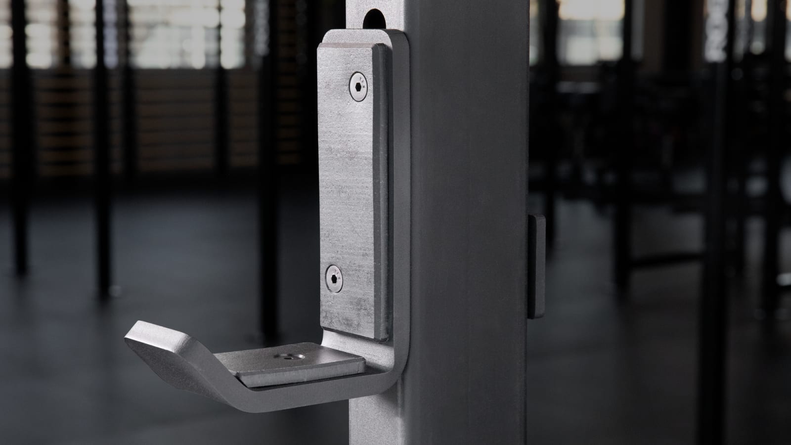 Best j cups for squat rack top